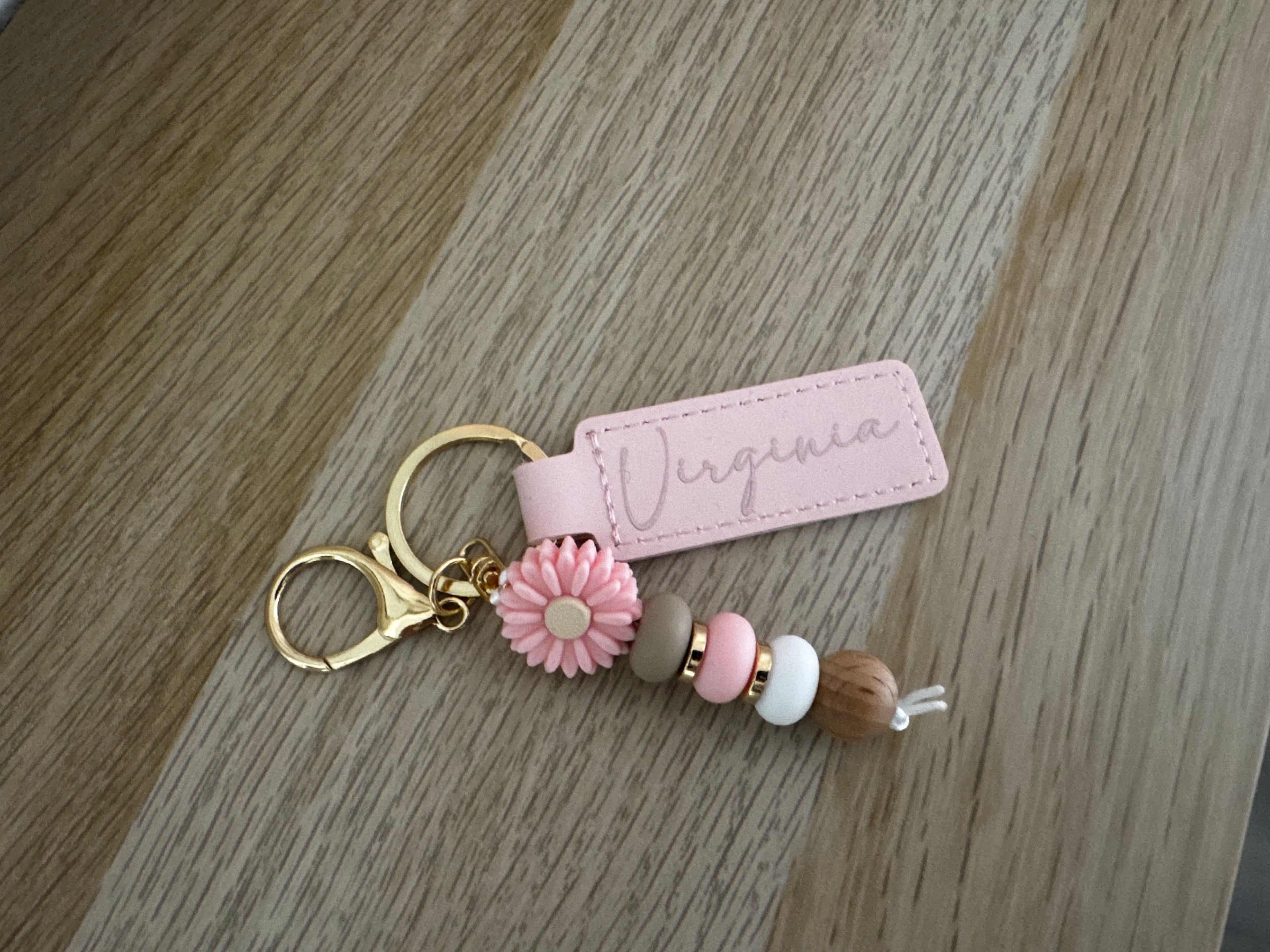 Llavero Margarita Rosa